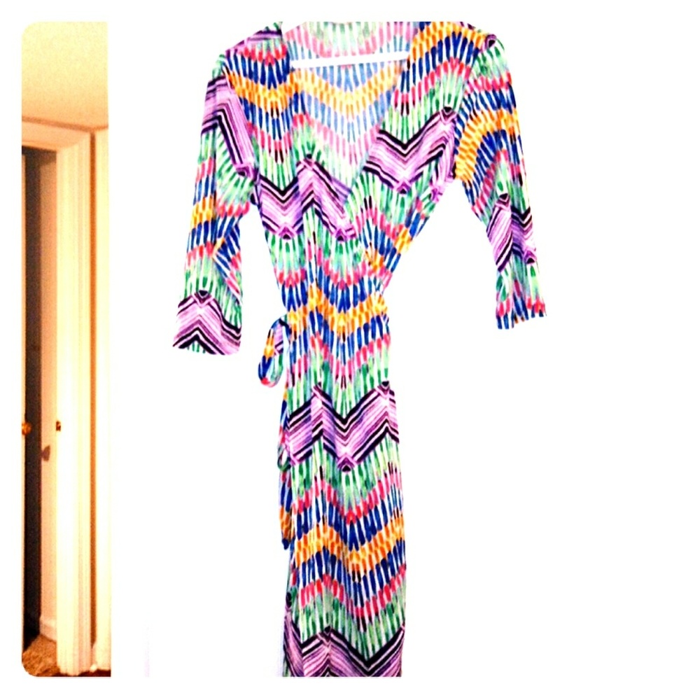 Pretty Colorful Wrap Dress Size M